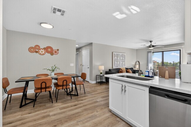 Foto del edificio - 15164 N 140th Dr