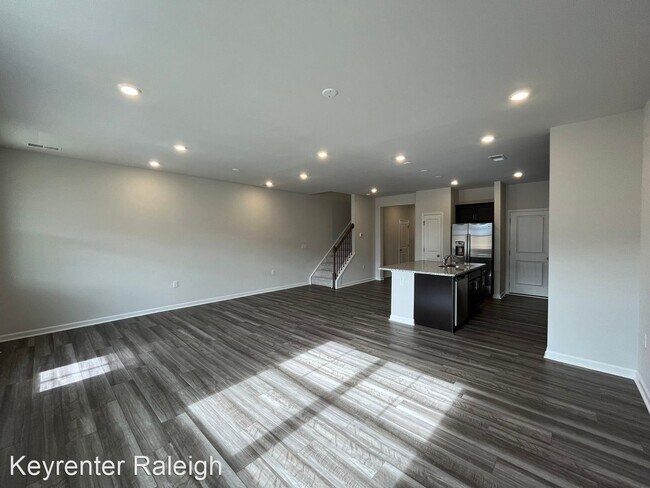 Building Photo - 3 br, 3.5 bath House - 5016 Kota St