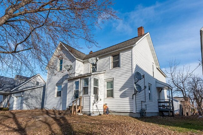 Foto del edificio - 205 Helgerson St