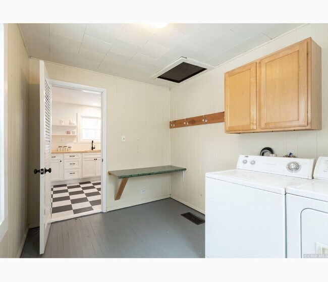 Building Photo - 4107 NY-9G