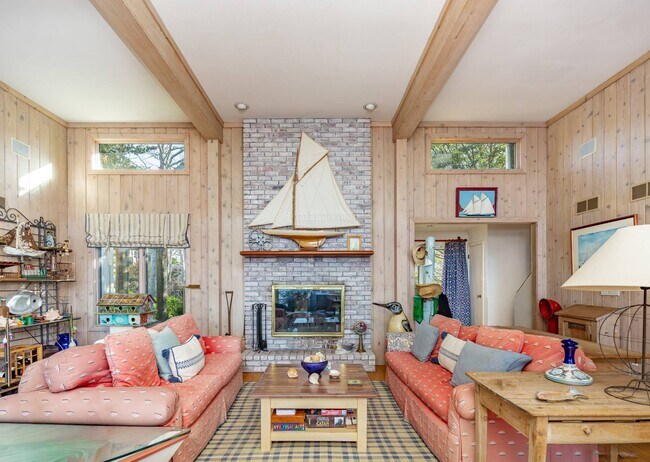 Foto del edificio - 11 Ingall's Rd