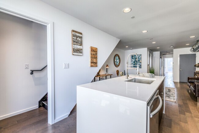 Foto del edificio - 1613 N 7th St