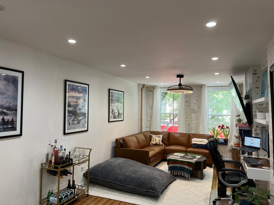 Beautifully lit and expensively furnished living room - 134 Eldridge St