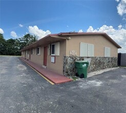 Building Photo - 2924 NW 132nd Terrace
