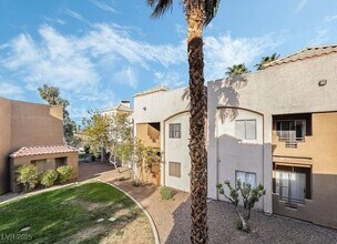 Building Photo - 6857 Tamarus St