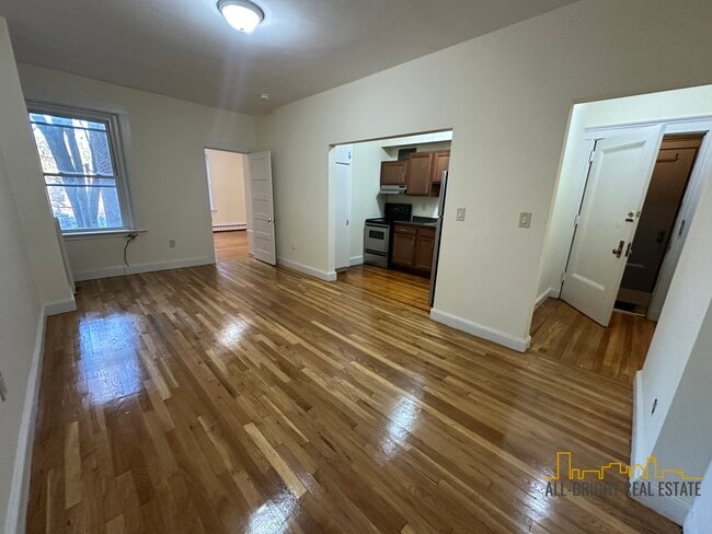 Photo - 181 Winthrop Unit 6 Apartment