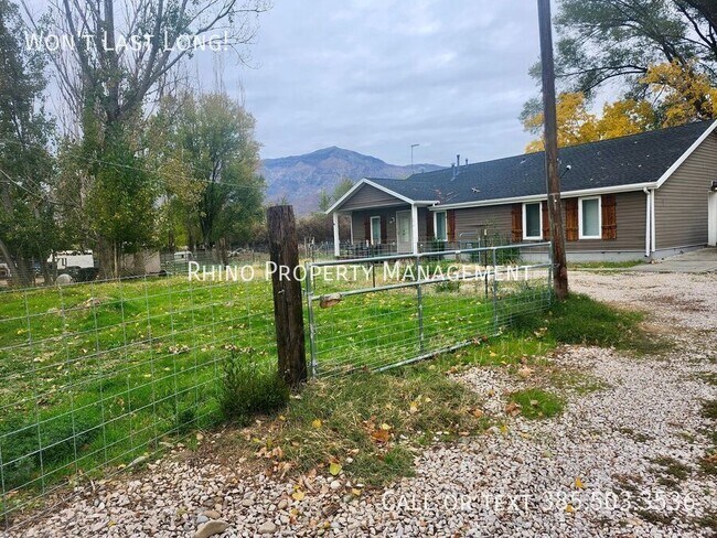 Foto del edificio - 2412 N 2000 W