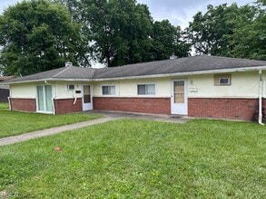 Building Photo - 3025 1/2 Northgate Ave