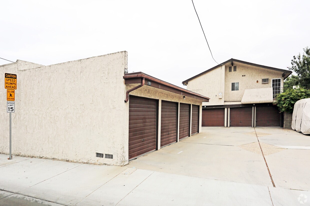 Foto del edificio - 4001 Green Ave