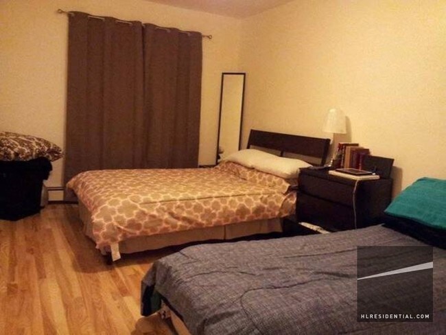 Foto del edificio - 4851 58th Ln