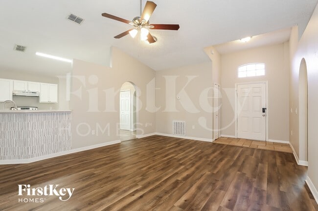 Building Photo - 8113 Misty Meadow Ct N