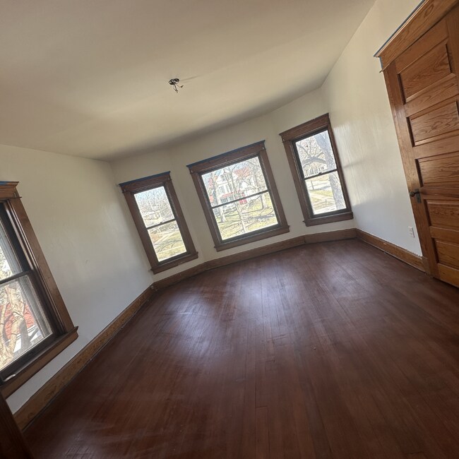 Foto del edificio - 336 S 16th St