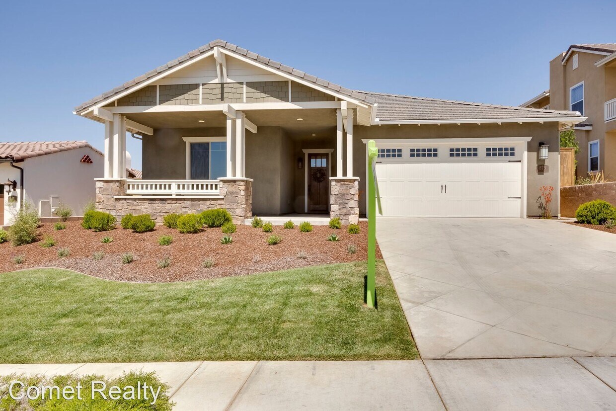 Foto principal - 4 br, 3 bath House - 875 Sage Crest Dr