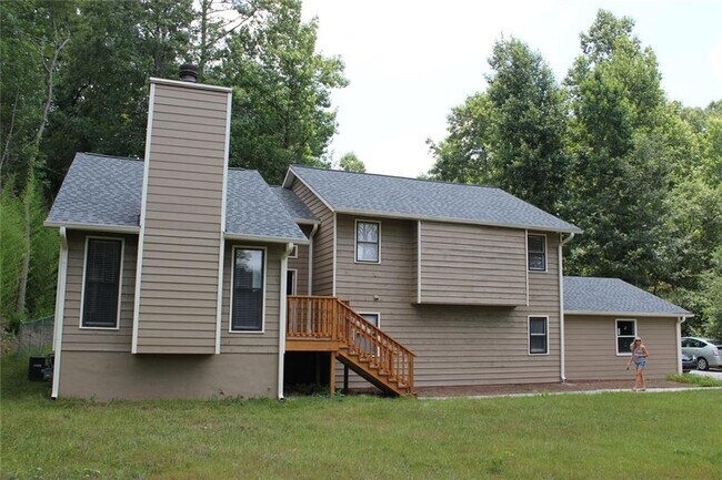 Foto del edificio - 3562 Bryant Ln