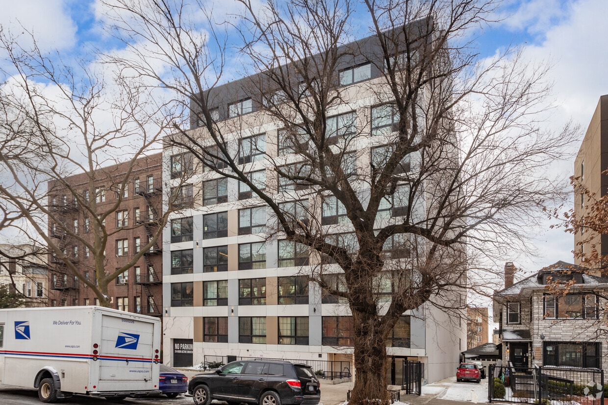 Primary Photo - 88-92 Linden Blvd