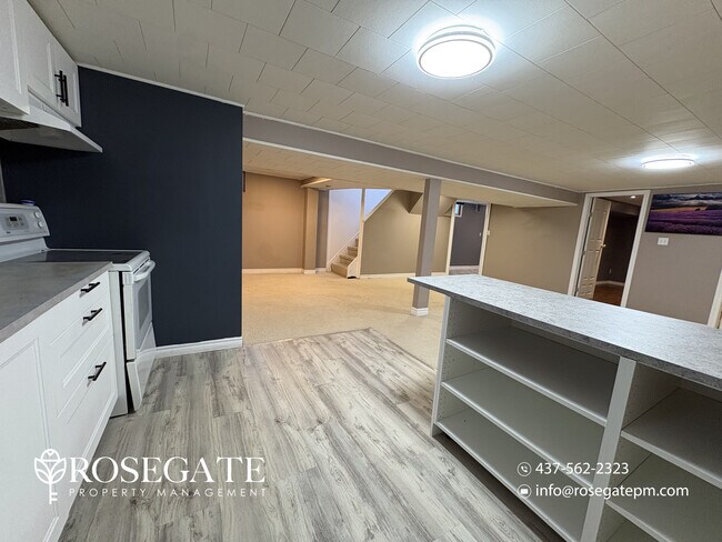Photo du bâtiment - All-Inclusive 2-Bedroom Basement Apartment – Pet Friendly – St. Catharines