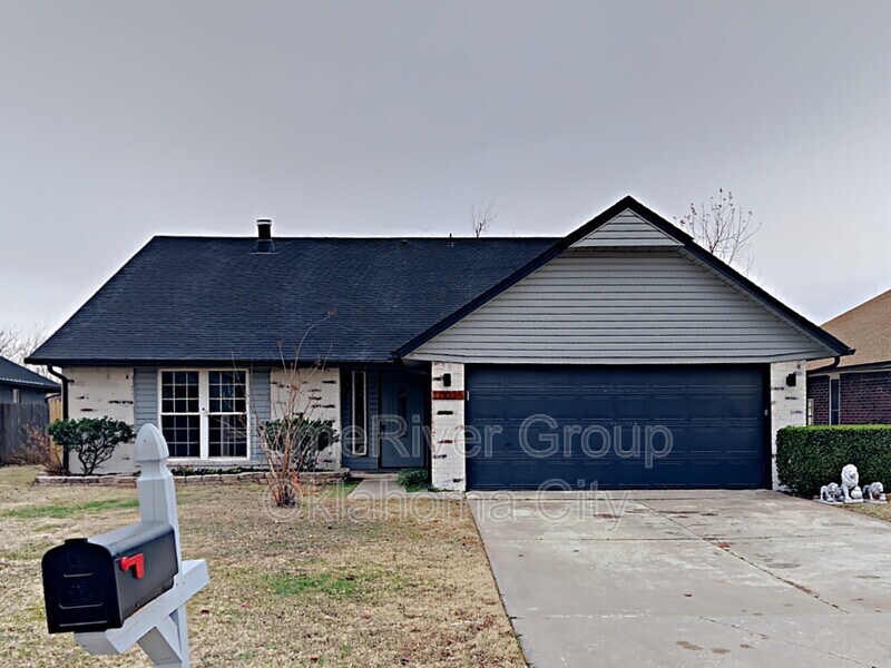 Foto principal - 10025 S Linn Ave