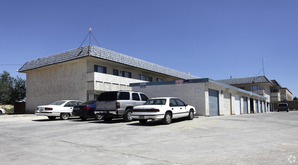 Primary Photo - 15615 Tokay St