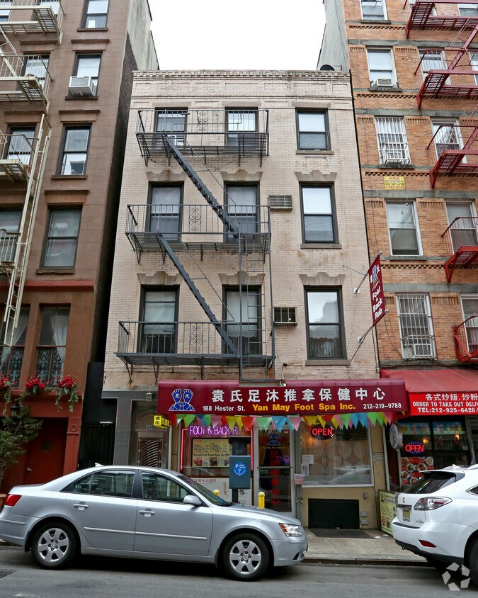 Foto del edificio - 188 Hester St