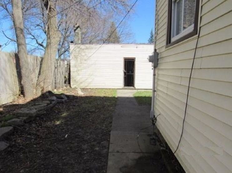 Building Photo - 624 W HAMILTON AVE