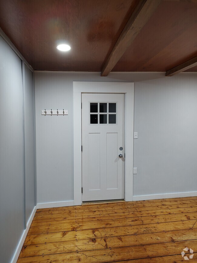 Apartments For Rent in South Barre VT with Parking 1 Rentals