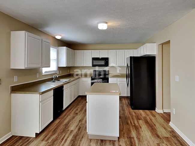Building Photo - 8093 Willow Brook Crossing Dr
