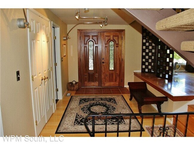 Building Photo - 4 br, 3.5 bath House - 8902 49th Street West