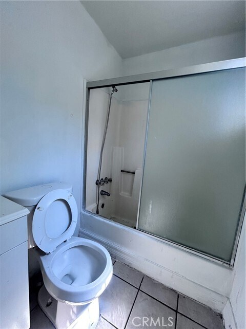 Foto del edificio - 1728 W 55th St