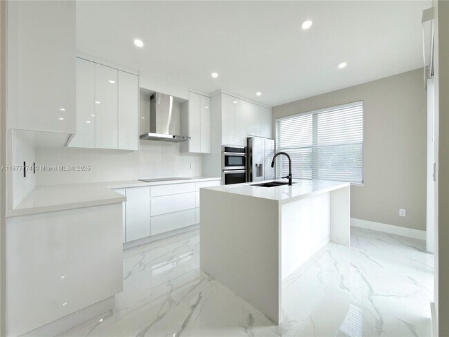 Foto del edificio - 199 NW 152nd Ave