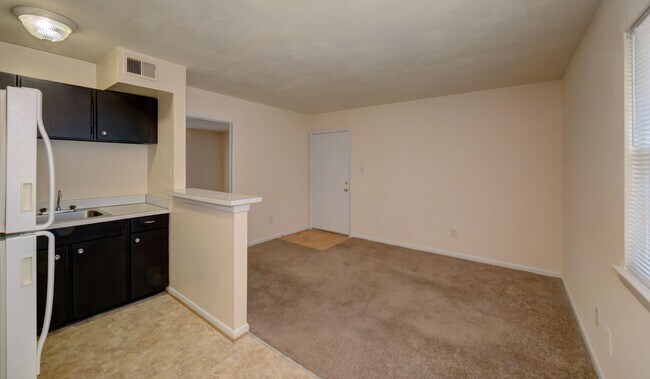 Foto del edificio - Vantage Apartments