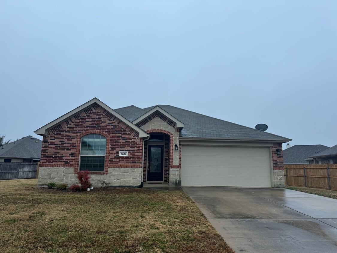 Foto principal - Gorgeous Home in Burleson