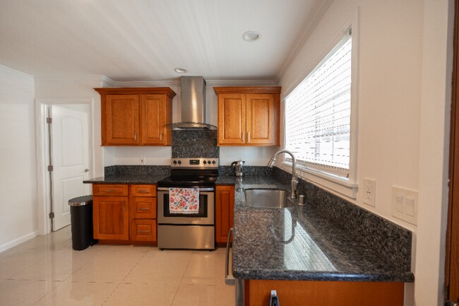 Foto del edificio - 2240A Metcalf St