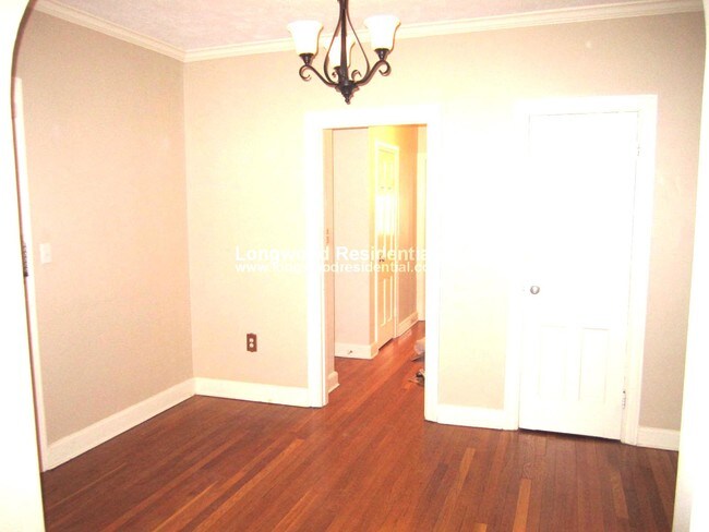 Building Photo - 102 Sewall