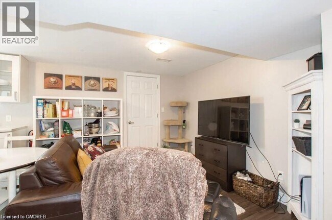 Photo du bâtiment - 17 Ridgeview Ave