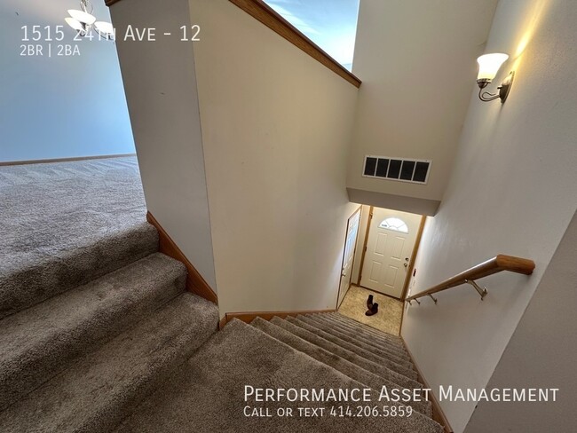 Building Photo - 1515 24th Ave