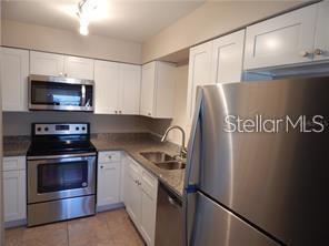 Building Photo - 2208 Margarita Ct