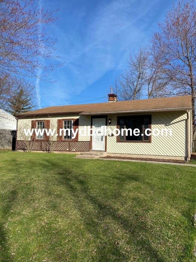 Building Photo - 6008 Landsdowne Dr