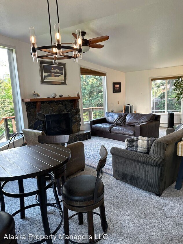 Primary Photo - 3 br, 2 bath House - 14501 Joanne Cir