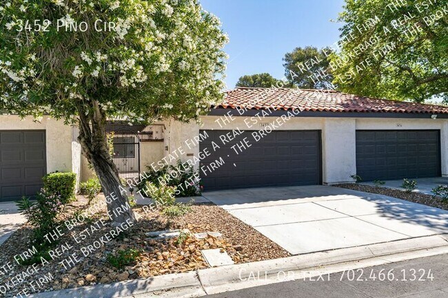 Building Photo - 3452 Pino Cir