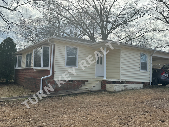 Building Photo - Home for rent in Gardendale