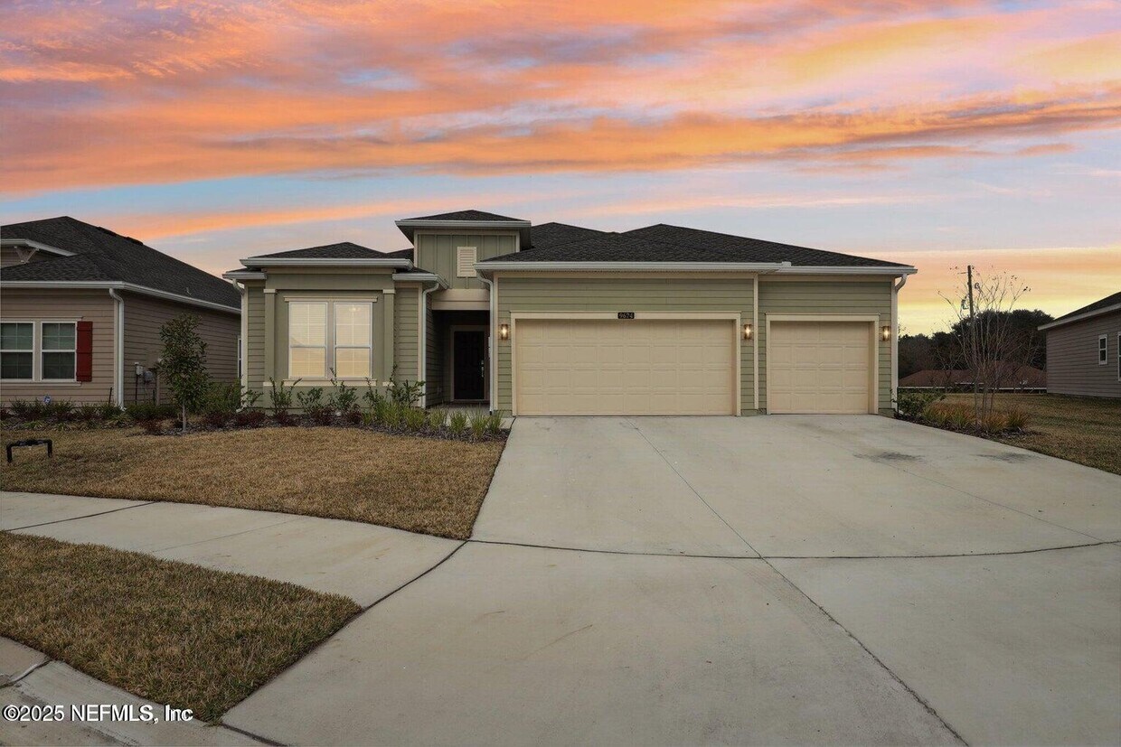 Foto principal - 9674 Gaynor Cir