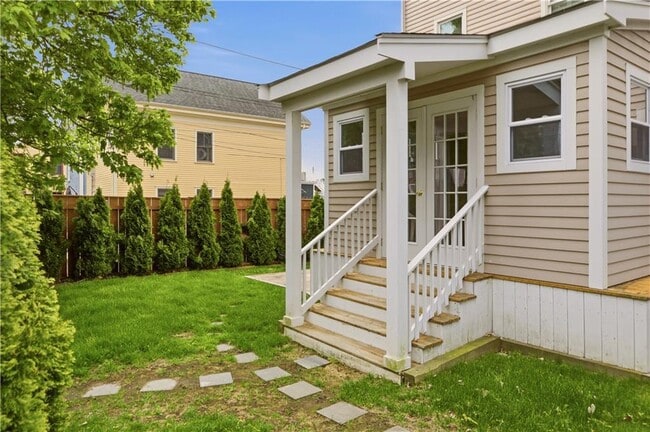 Building Photo - 51 Callender Ave