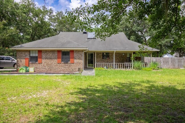 Foto del edificio - 21 Pinewood Ln