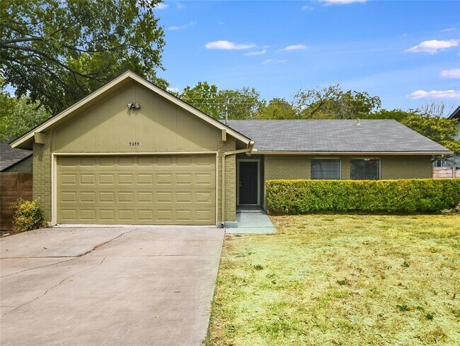 Foto del edificio - 5255 Meadow Creek Dr