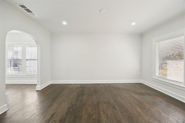 Foto del edificio - 3210 N Haskell Ave.