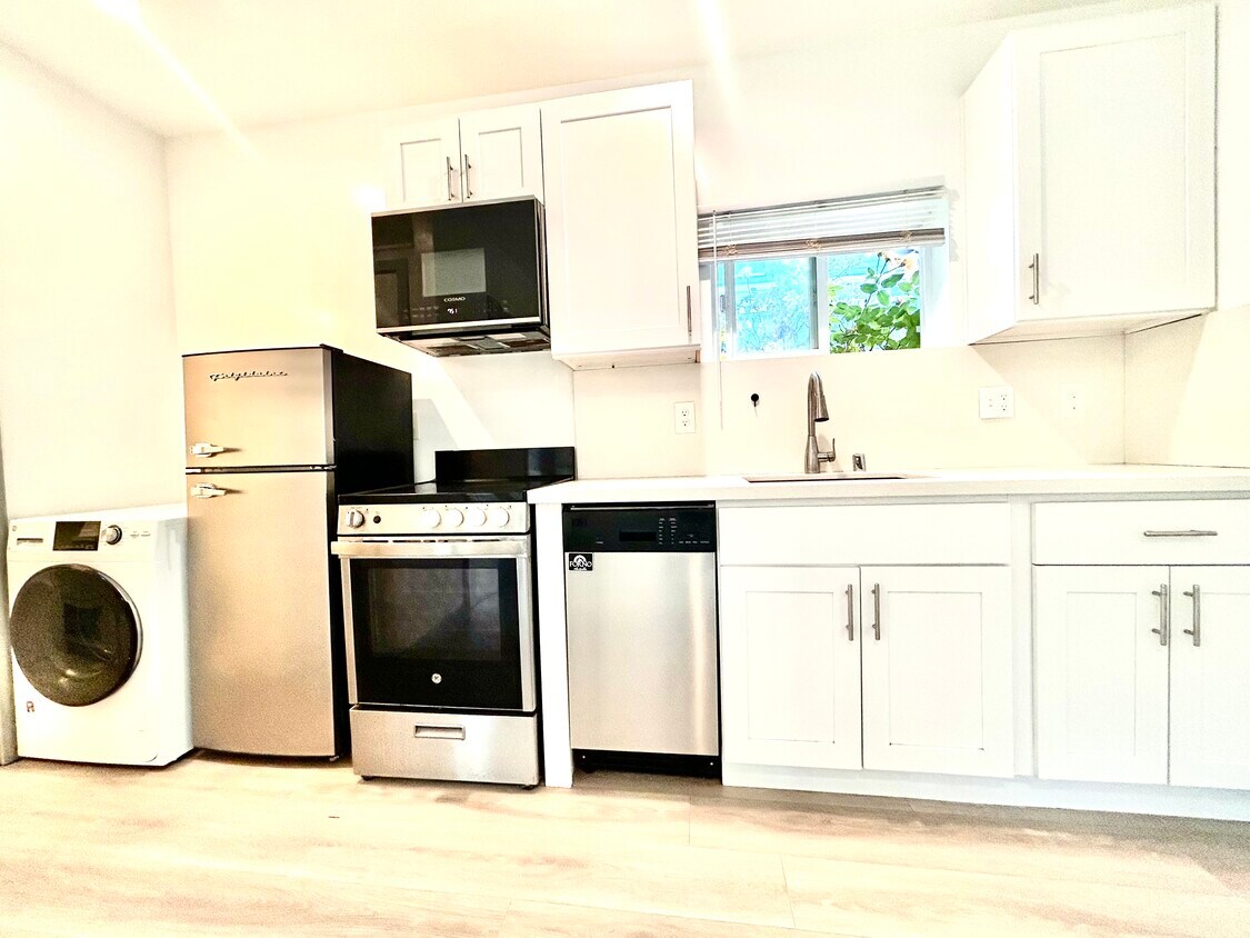 Photo - 9222 Mary Ave NW (Seattle, WA)