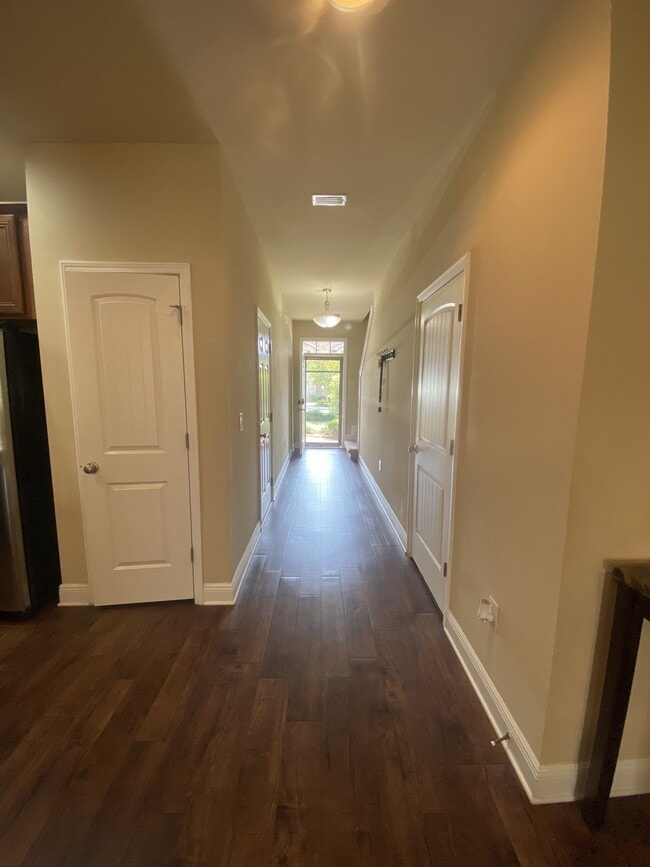Building Photo - 8733 Brown Pelican Cir