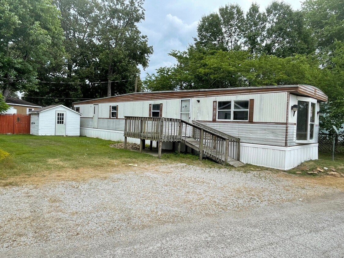 Primary Photo - 6845 Hwy 2830