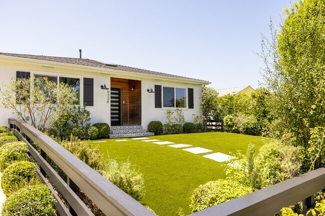 Foto del edificio - 6334 W 80th Pl