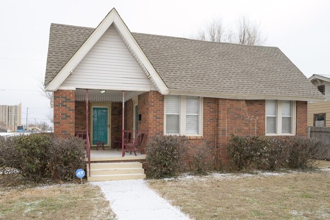 Photo - 1232 NE 16th St (Oklahoma City, OK) House